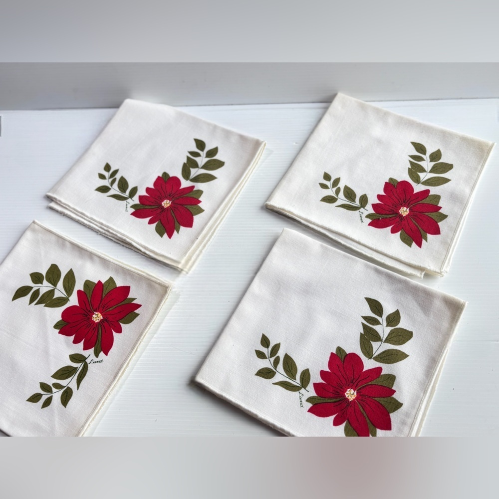 Vintage Lund Poinsettia Linen Napkin Set Red Floral